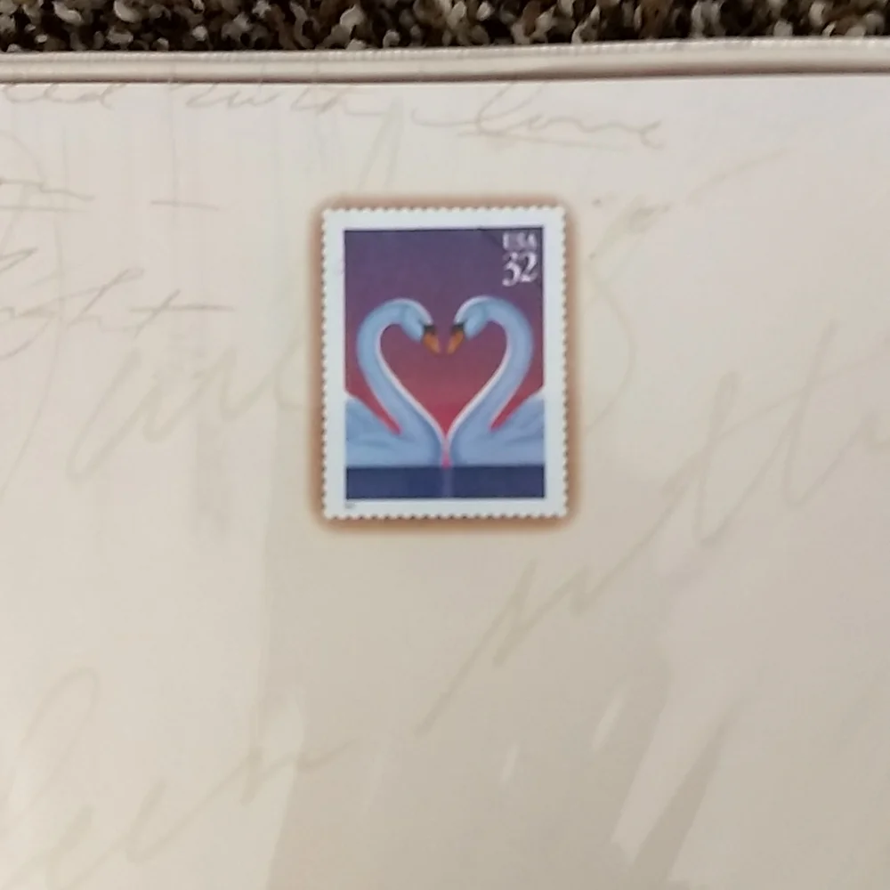 N/A love swan